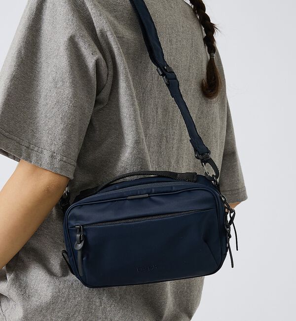 ABAHOUSE「【DsBk / ディーエスビーケー】 RECTANGLE SL SMALL ／シ」|ショルダー・メッセンジャー|ネイビー