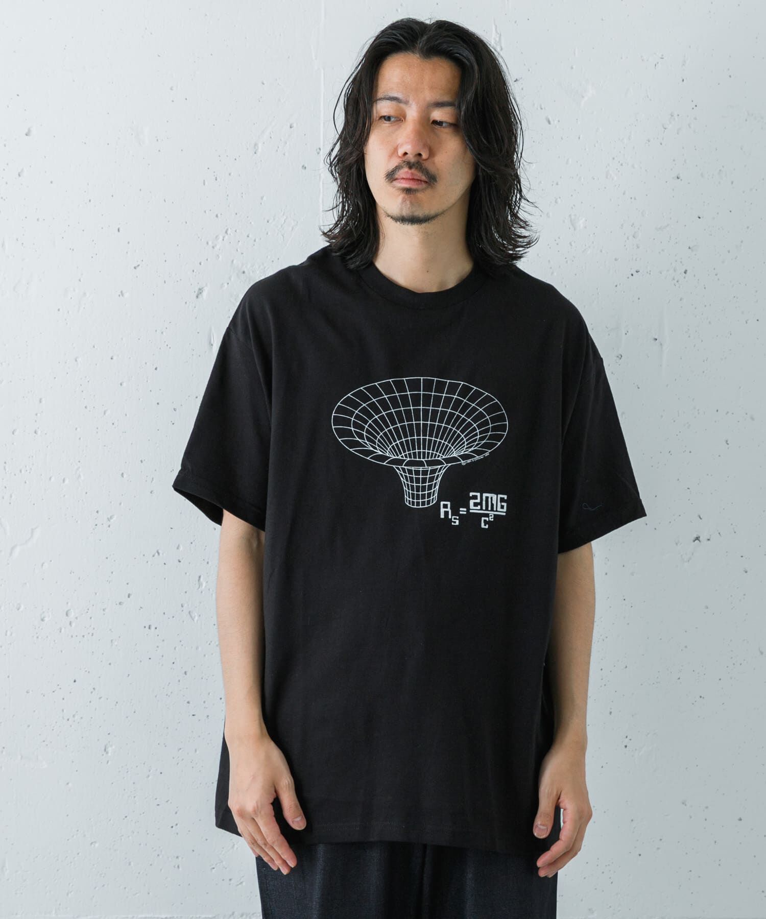 URBAN RESEARCH「Cotton Expressions　BLACK HOLE T-SHIRTS」|Tシャツ・カットソー|
