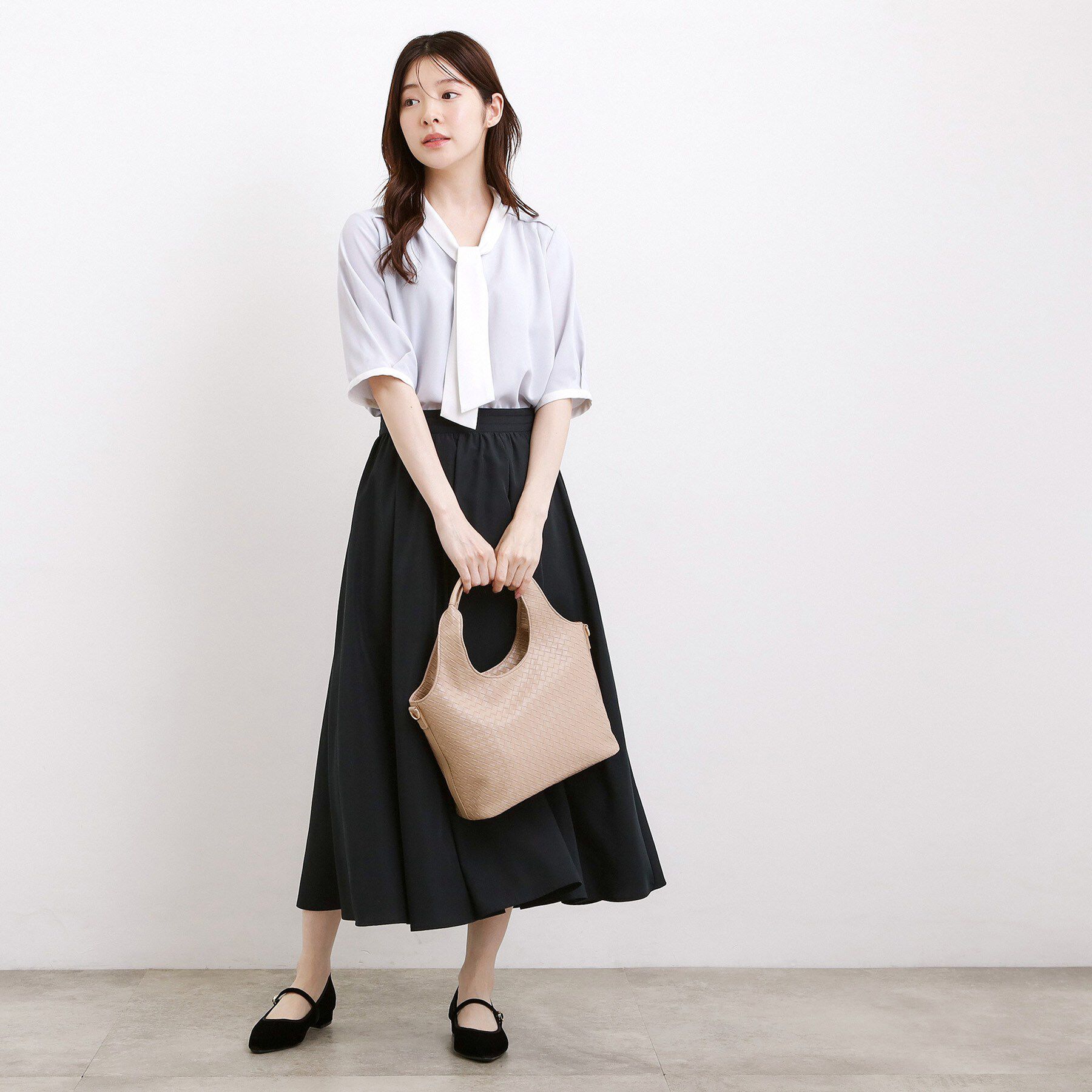 grove「【洗濯機OK/シワになりにくい】1枚で華やぐ配色ボウタイブラウス」|シャツ・ブラウス|
