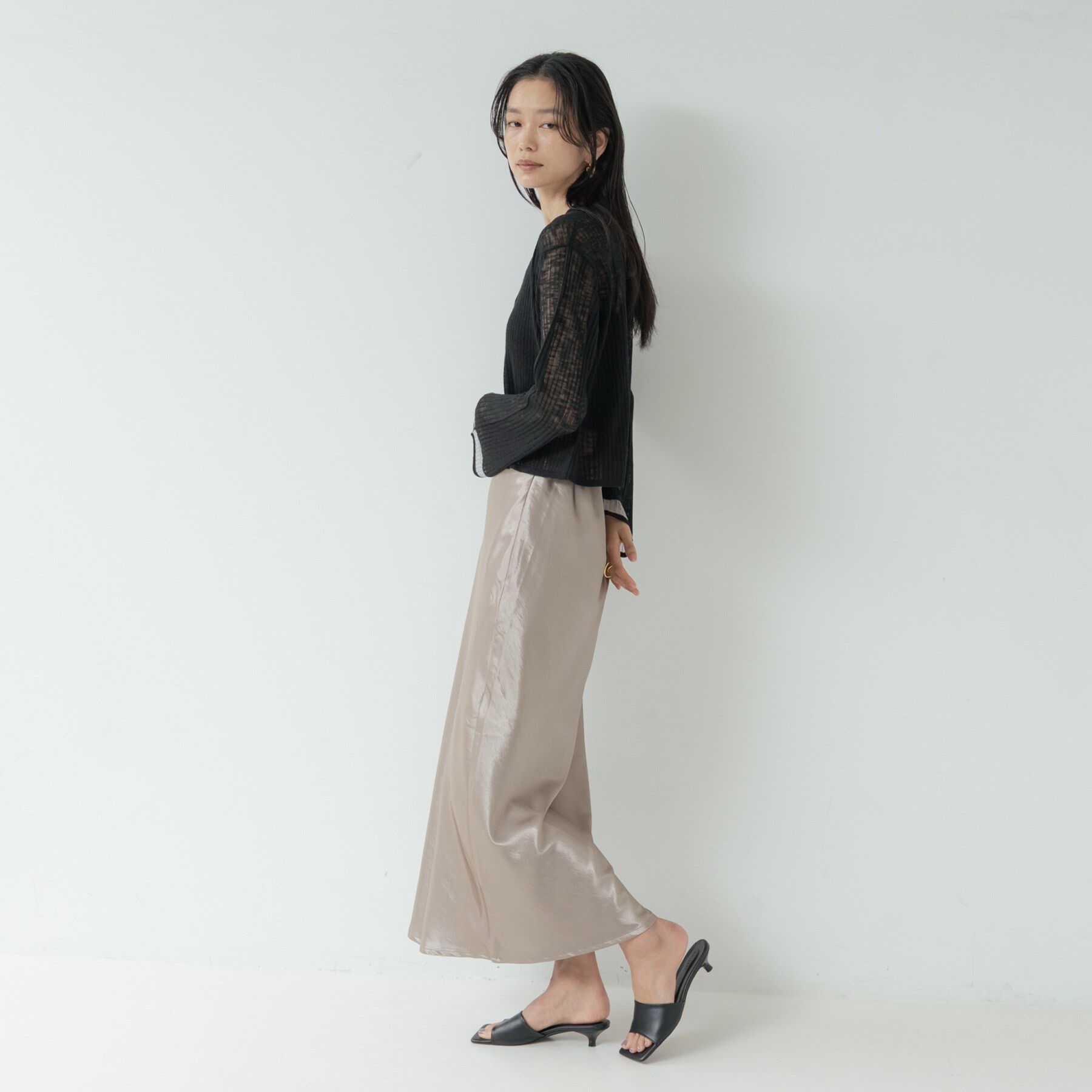 GALLEST「【一部店舗限定】サテンナロースカート」|スカート|
