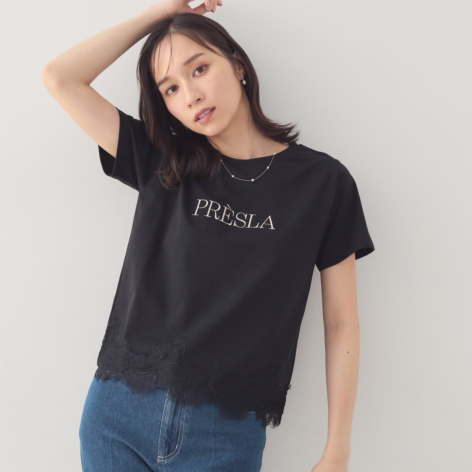 index「【接触冷感／UVケア】裾レースロゴTシャツ《洗濯機OK／S-3L》」|Tシャツ・カットソー|ブラック(019)