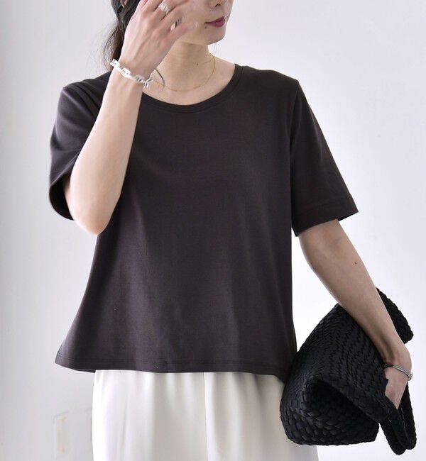 quaranciel「quaranciel:〈接触冷感/汗染み防止加工/洗濯機可能〉ベーシック コンパクト TEE」|Tシャツ・カットソー|