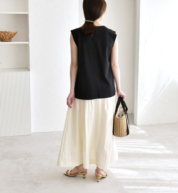 quaranciel「quaranciel:〈接触冷感/汗染み防止加工/洗濯機可能〉クルー ノースリーブ TEE」|Tシャツ・カットソー|