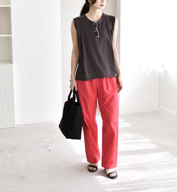 quaranciel「quaranciel:〈接触冷感/汗染み防止加工/洗濯機可能〉クルー ノースリーブ TEE」|Tシャツ・カットソー|