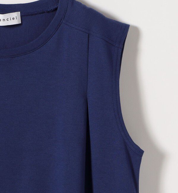 quaranciel「quaranciel:〈接触冷感/汗染み防止加工/洗濯機可能〉クルー ノースリーブ TEE」|Tシャツ・カットソー|