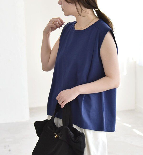 quaranciel「quaranciel:〈接触冷感/汗染み防止加工/洗濯機可能〉クルー ノースリーブ TEE」|Tシャツ・カットソー|