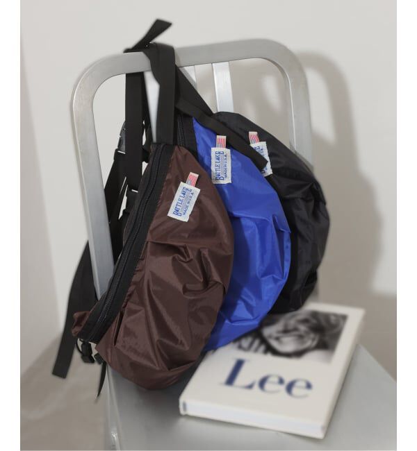 JOURNAL STANDARD relume「《予約》【BATTLE LAKE / バトルレイク】 Banana Shoulder」|ショルダー・メッセンジャー|ブラウン