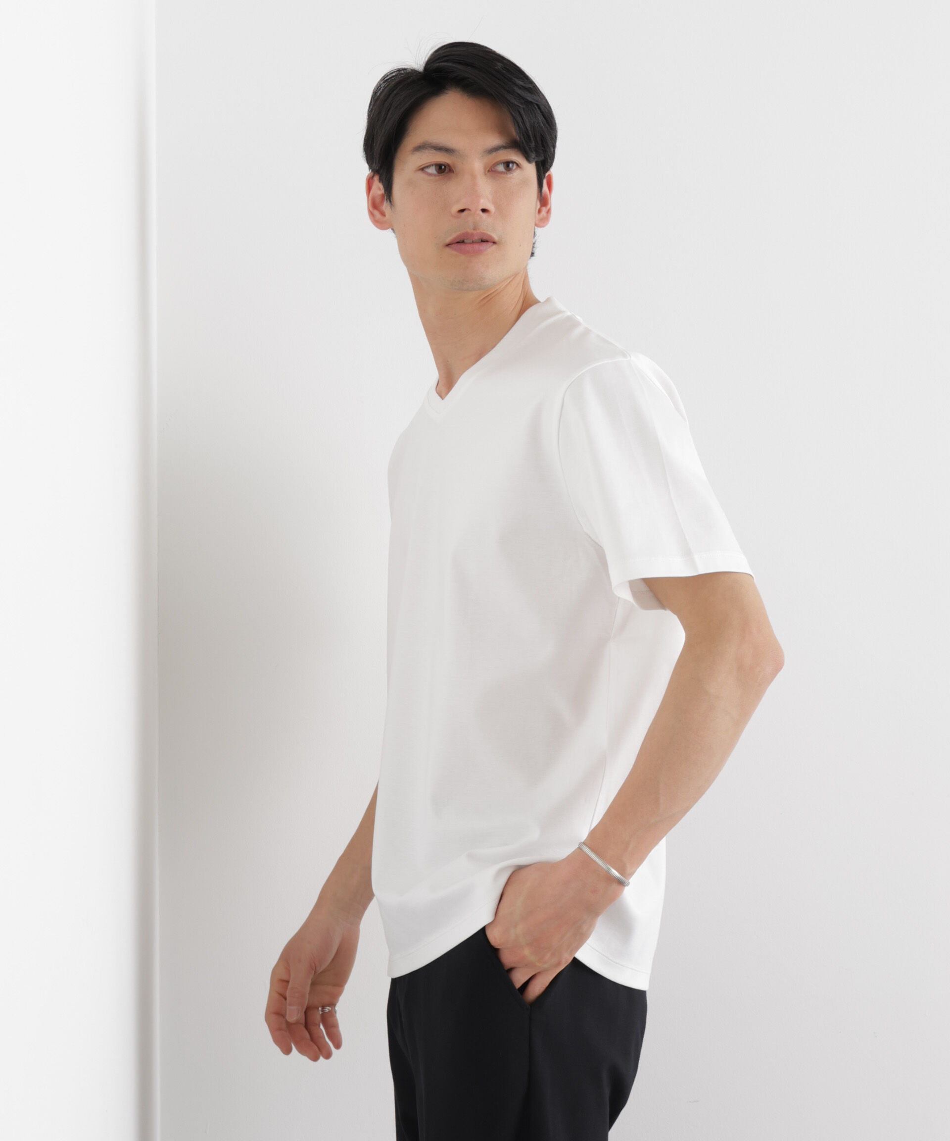 NANO universe「ジャケT(R)プレミアム Vネック 半袖」|Tシャツ・カットソー|
