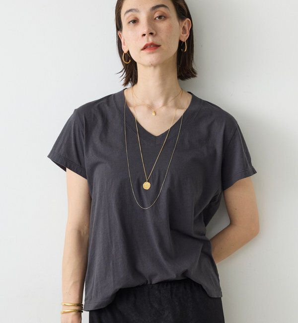  「VネックTシャツ」|Tシャツ・カットソー|チャコールグレー