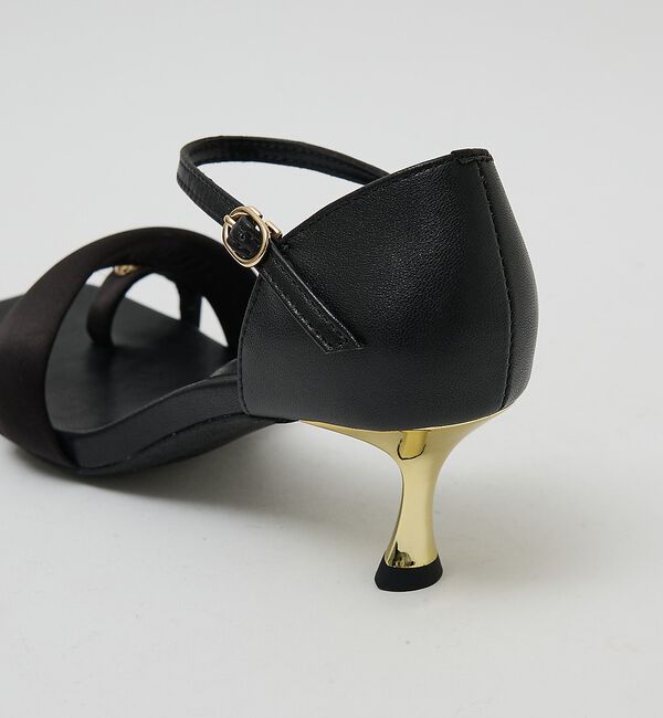 AU BANNISTER「【サムメタル】パフィーヒールサンダル」|サンダル|