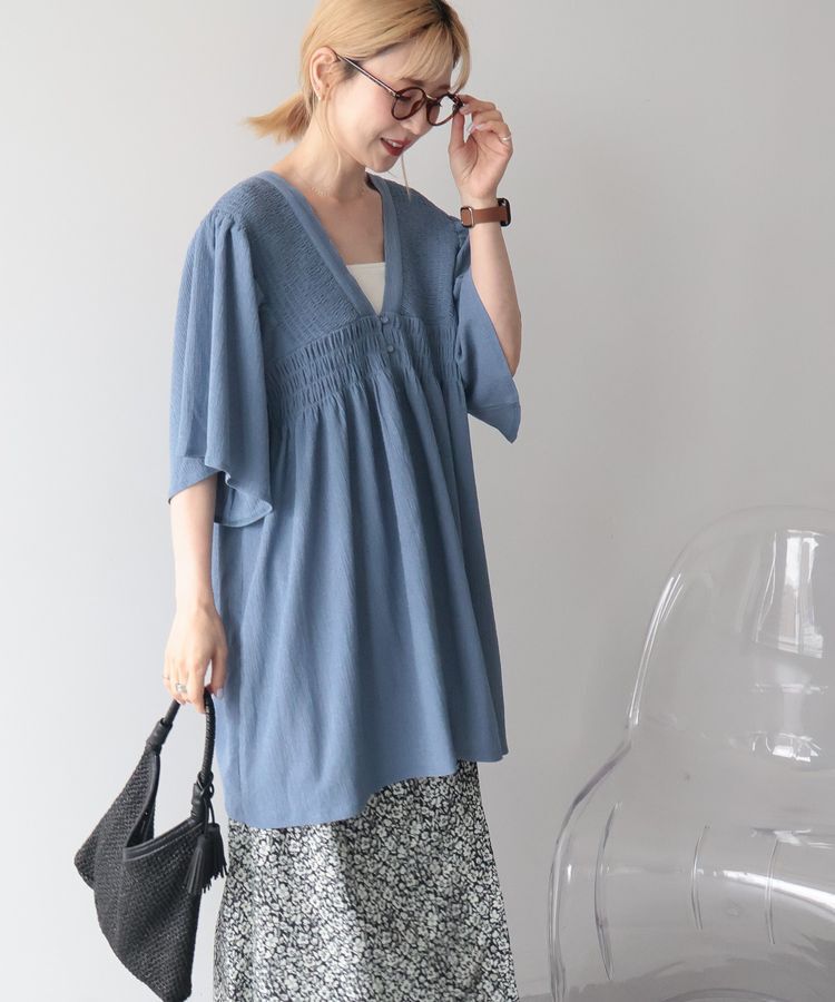AMERICAN HOLIC「【WEB限定】前後2WAYVネックシャーリングチュニックブラウス【吸水速乾・イージーケア】」|Tシャツ・カットソー|