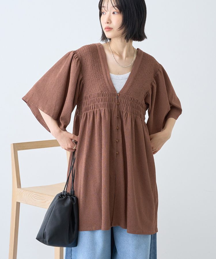 AMERICAN HOLIC「【WEB限定】前後2WAYVネックシャーリングチュニックブラウス【吸水速乾・イージーケア】」|Tシャツ・カットソー|