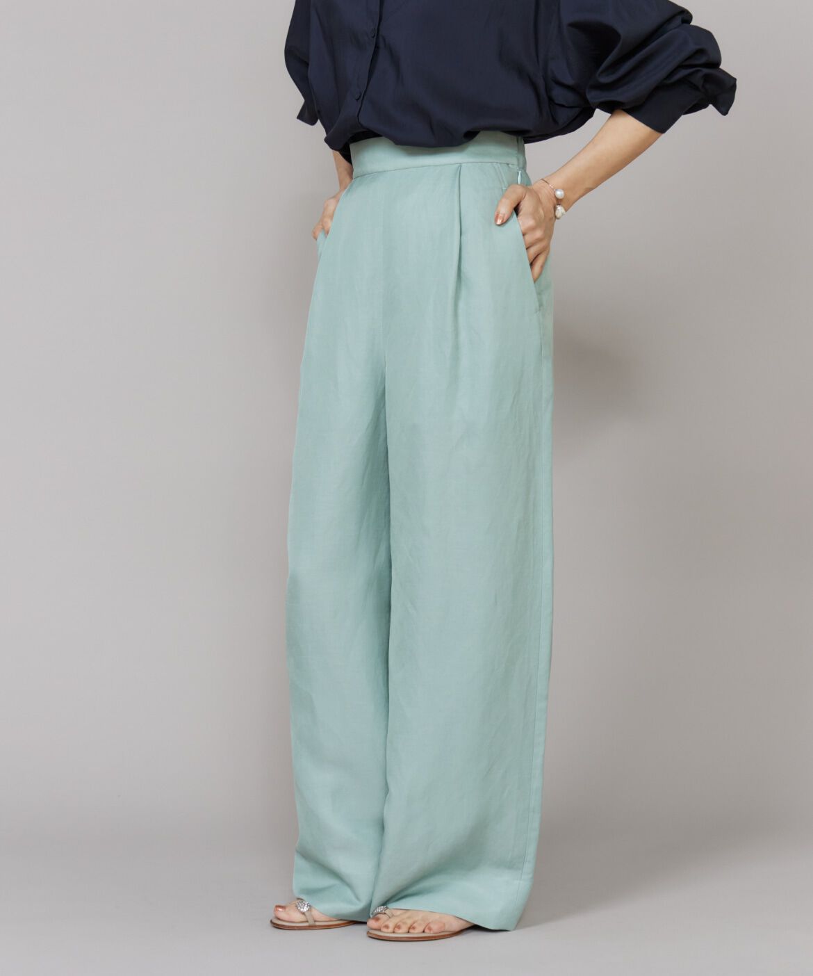 Le Souk「ﾀｯｸﾜｲﾄﾞﾊﾟﾝﾂ |上品な表情と快適な穿き心地を叶える美ｼﾙｴ  」|その他|