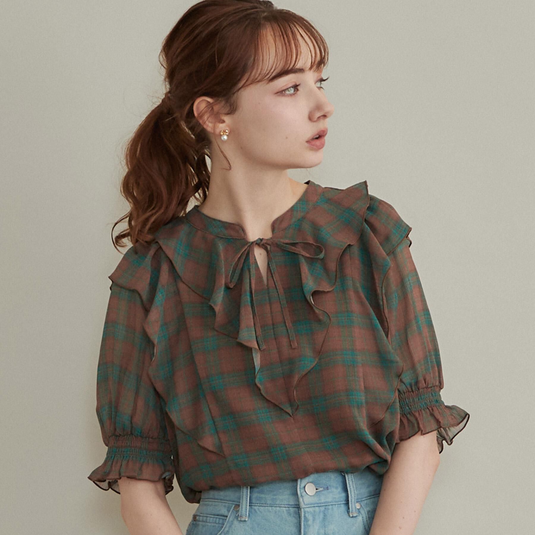 Couture broach「【楊柳シフォンで涼しく】フリルチェックブラウス」|シャツ・ブラウス|モカブラウン(142