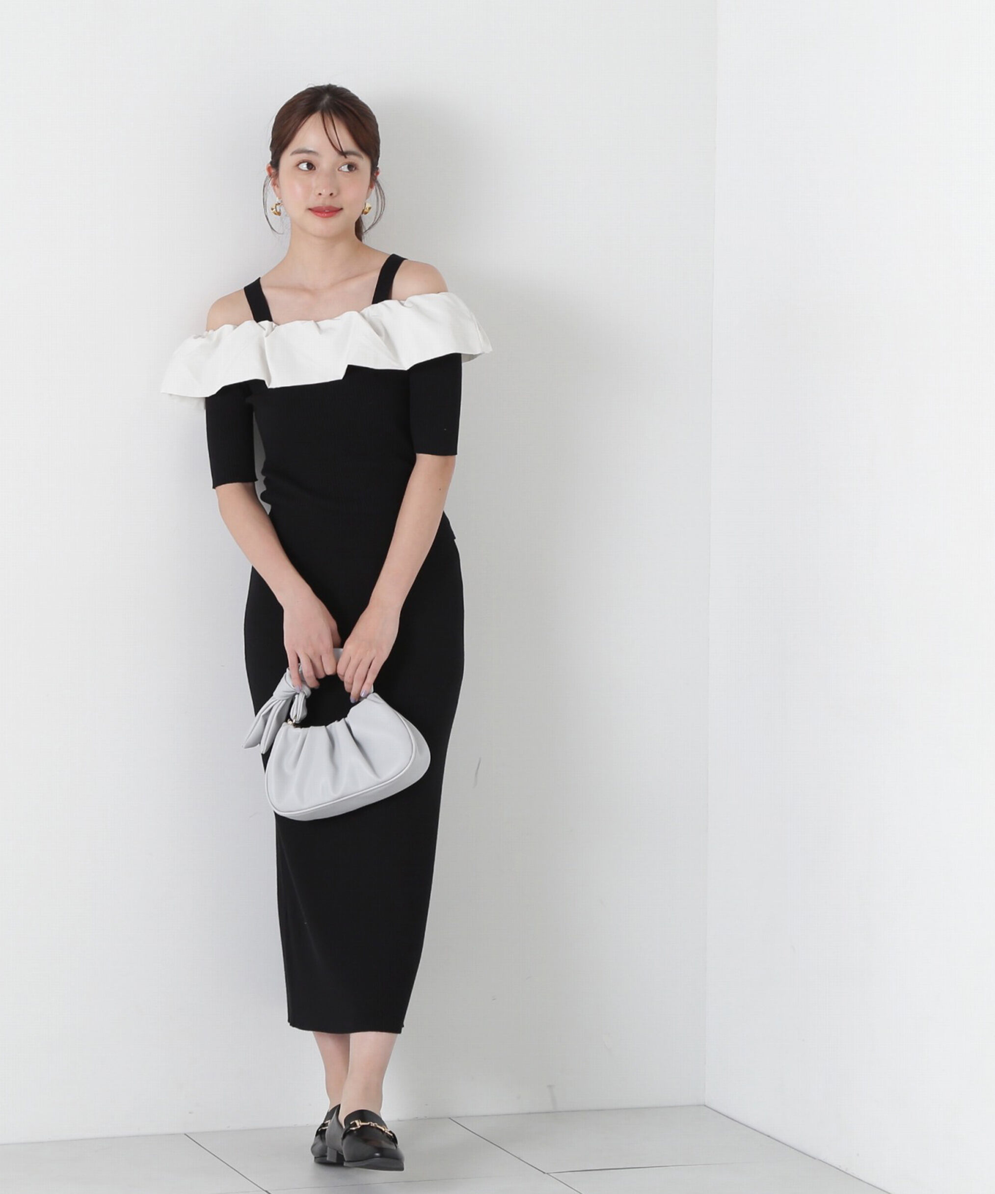PROPORTION BODY DRESSING「《EDIT COLOGNE》オフショルフリルニットセットアップ」|ワンピース|