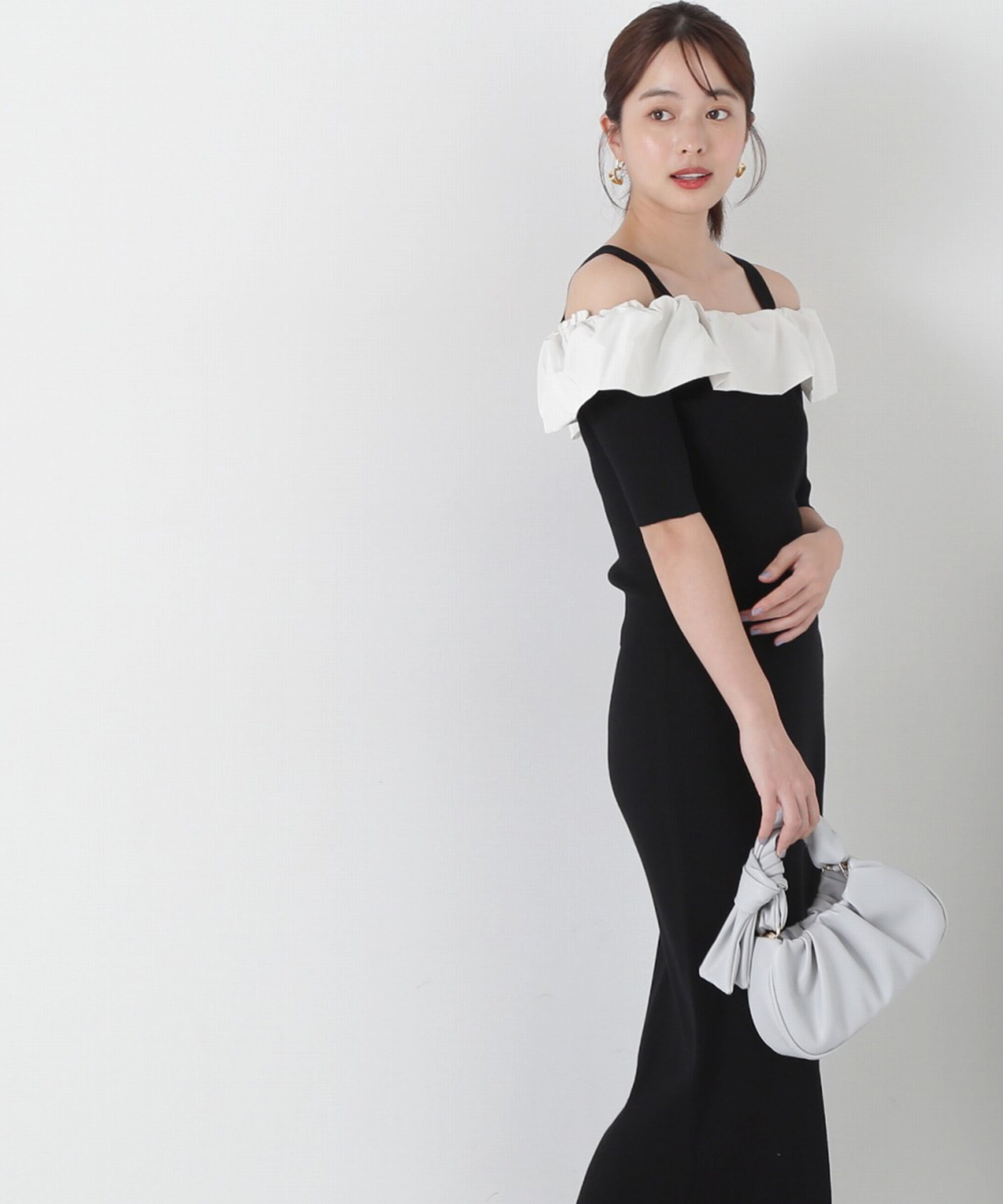 PROPORTION BODY DRESSING「《EDIT COLOGNE》オフショルフリルニットセットアップ」|ワンピース|