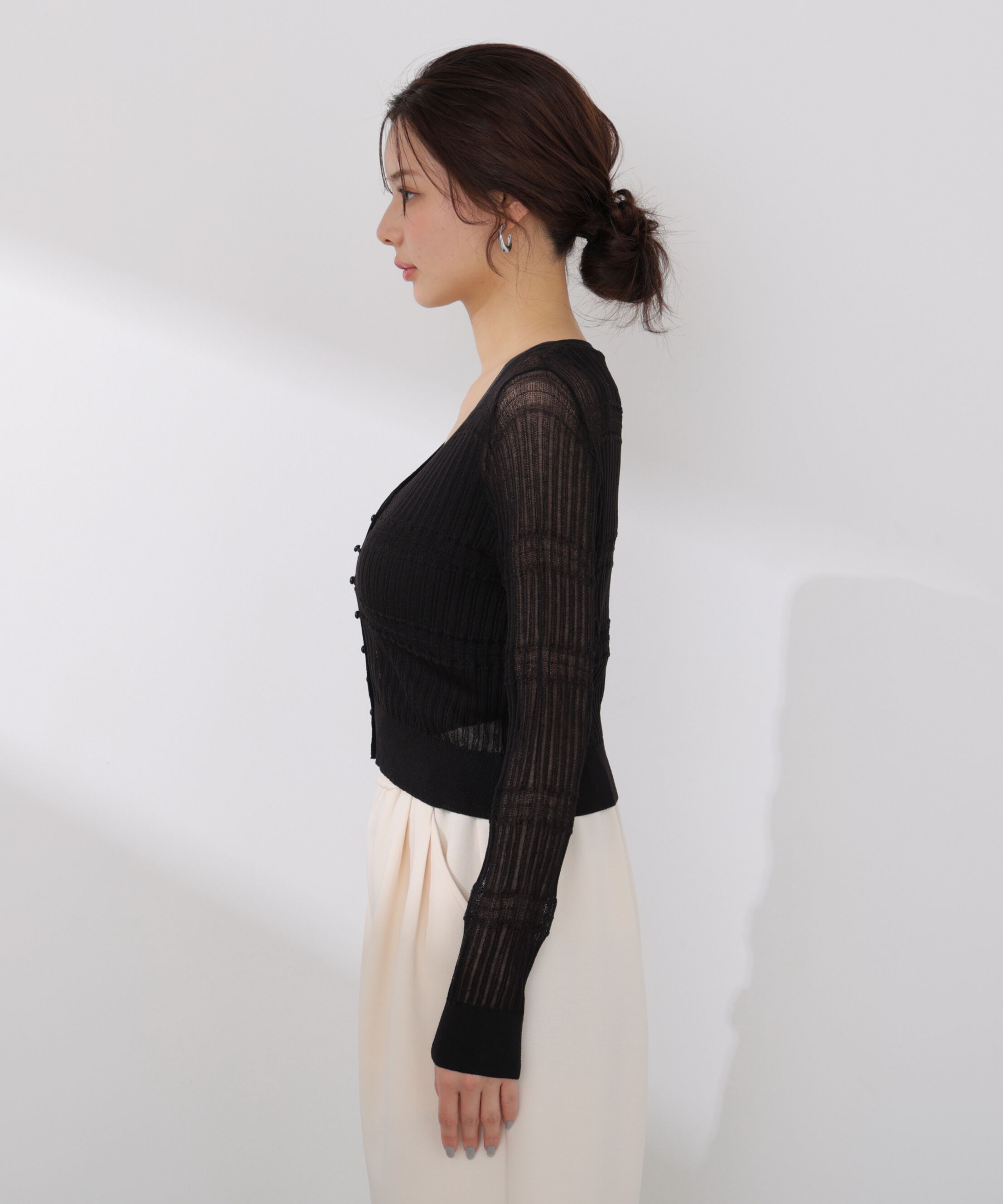 PROPORTION BODY DRESSING「〈a/mie〉変わり織透かし編みカーディガン 26SS」|ニット・セーター|