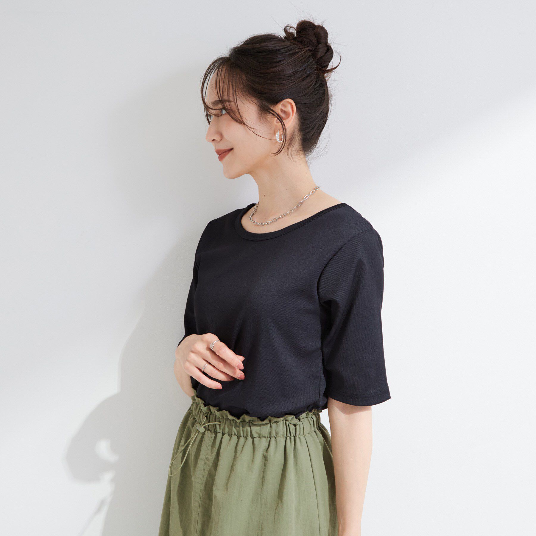 SHOO･LA･RUE「【ひんやり/前後2WAY/S-LL】着回しやすい 5分袖テレコトップス」|Tシャツ・カットソー|
