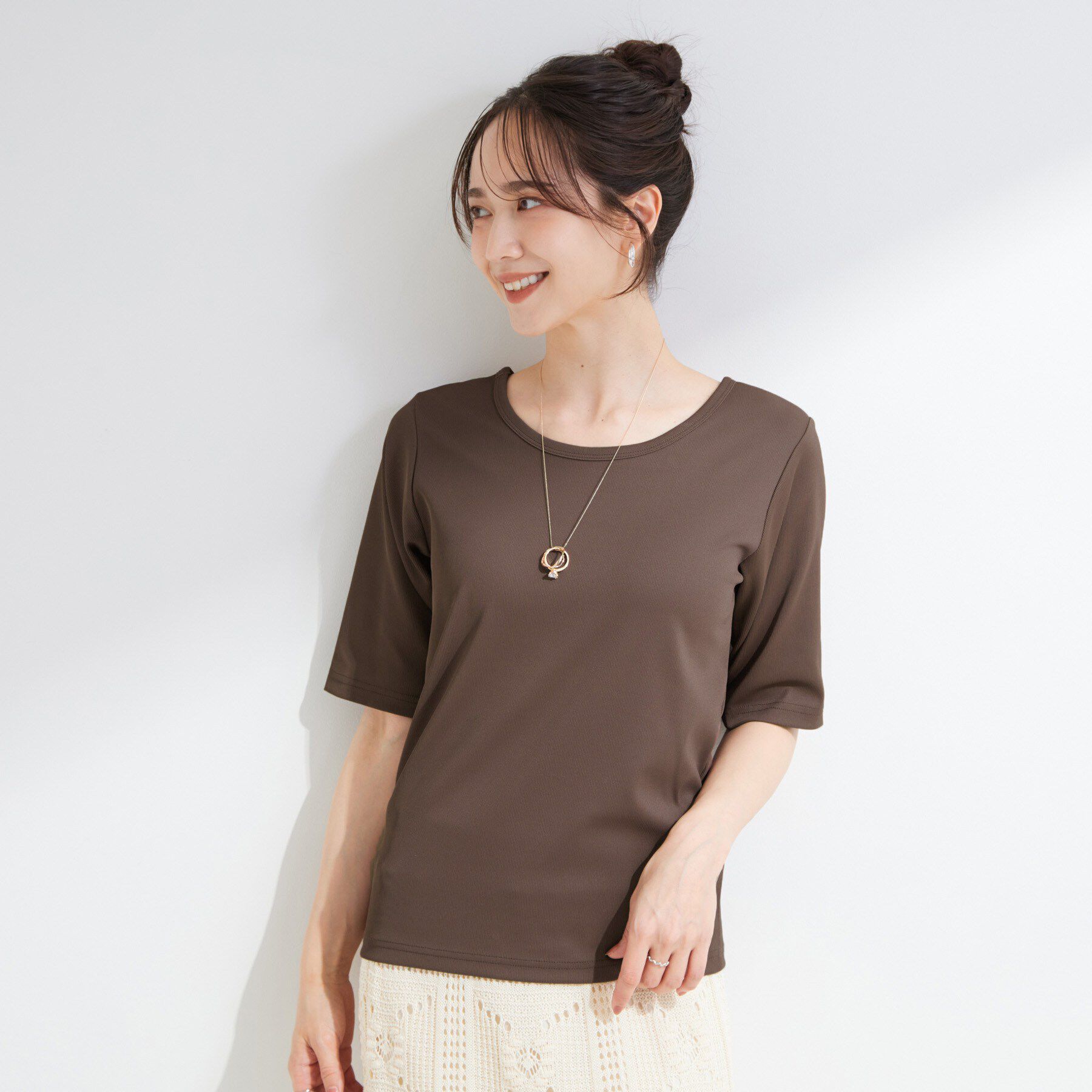 SHOO･LA･RUE「【ひんやり/前後2WAY/S-LL】着回しやすい 5分袖テレコトップス」|Tシャツ・カットソー|