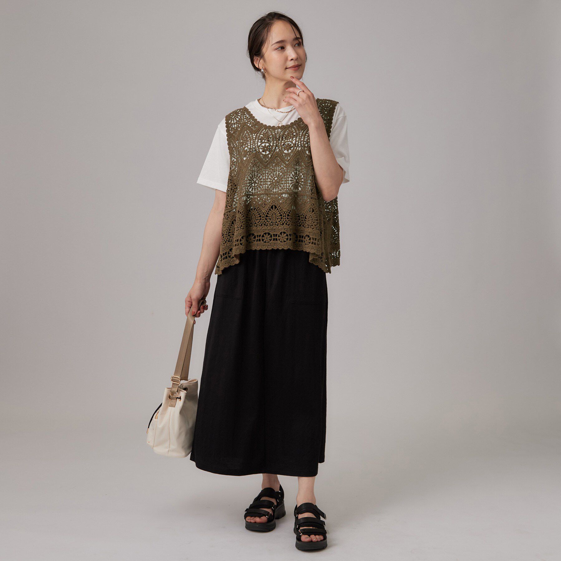 SHOO･LA･RUE「【2点セット/体型カバー】クロシェ編みベスト+ロゴT」|Tシャツ・カットソー|
