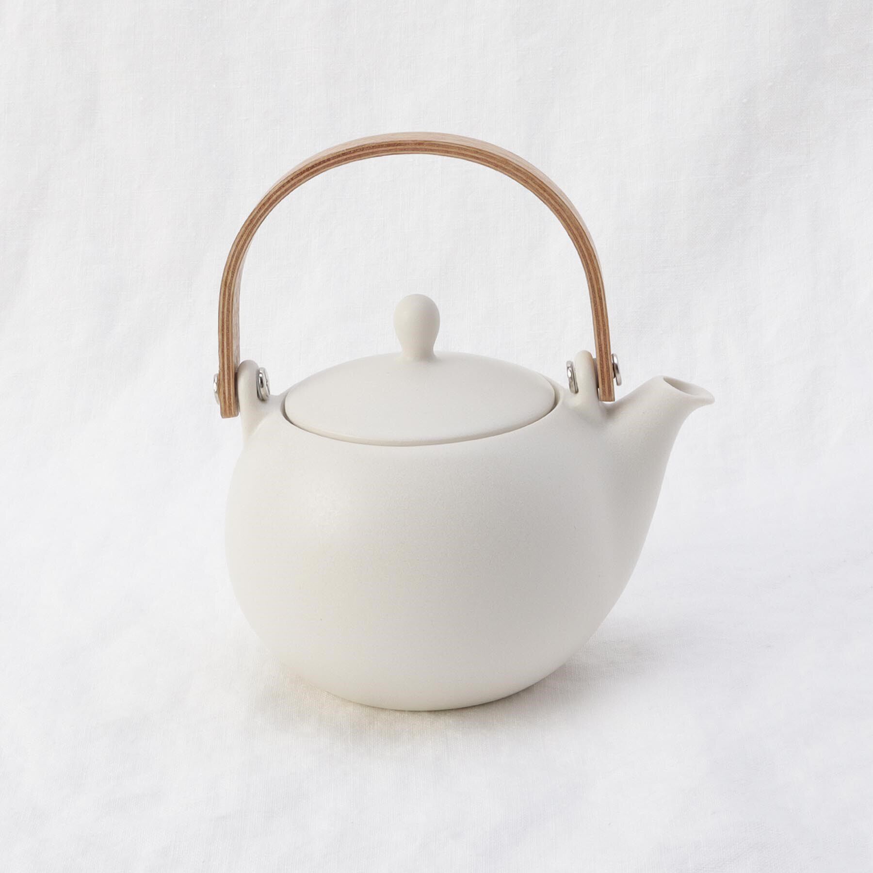 212 KITCHEN STORE「結土瓶急須600 WH ＜SALIU サリュウ＞」|食器・キッチングッズ|