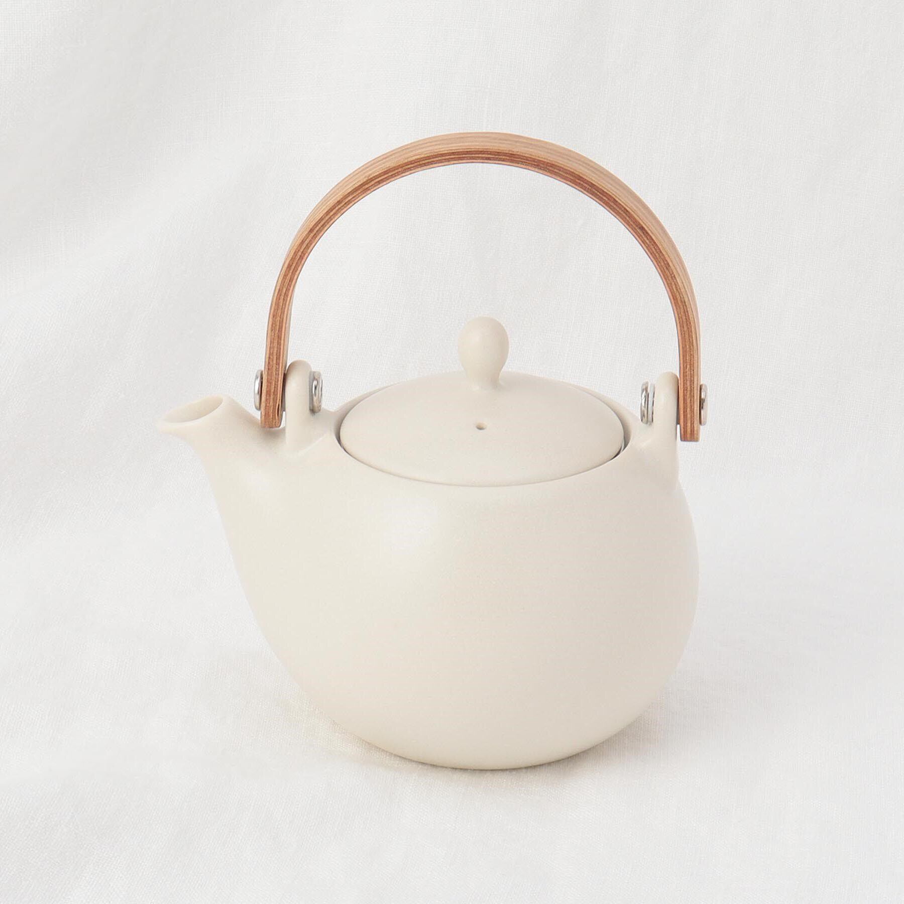 212 KITCHEN STORE「結土瓶急須330 WH ＜SALIU サリウ＞」|食器・キッチングッズ|