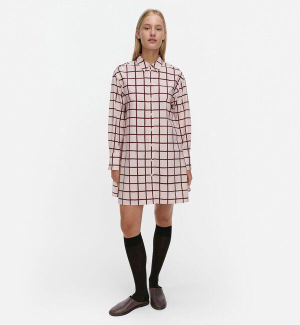 Marimekko「Kuvitelma Iso Ruutu ワンピース」|ワンピース|ﾗｲﾄﾋﾟﾝｸ&times;ﾜｲﾝﾚｯﾄﾞ