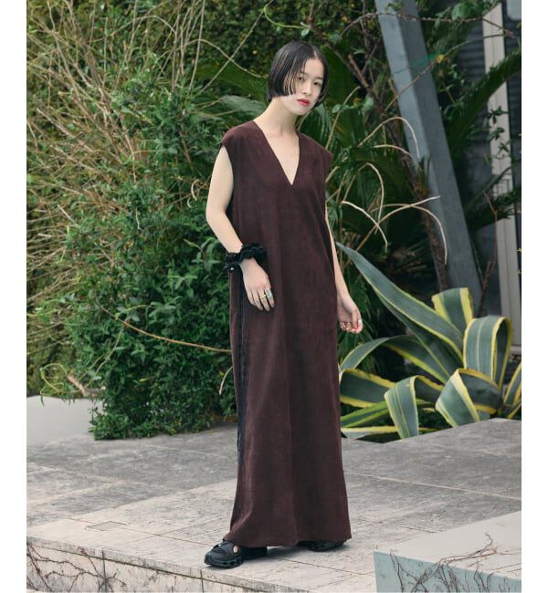  「FAUX SUEDE I-LINE DRESS：ワンピース」|ワンピース|