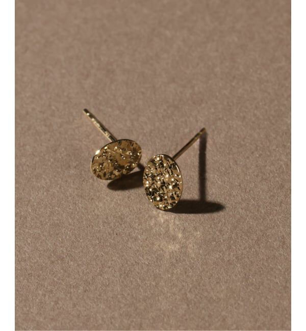 Lilas by Spick&Span「テクスチャーオーバルモチーフピアス K10（両耳）」|ピアス|