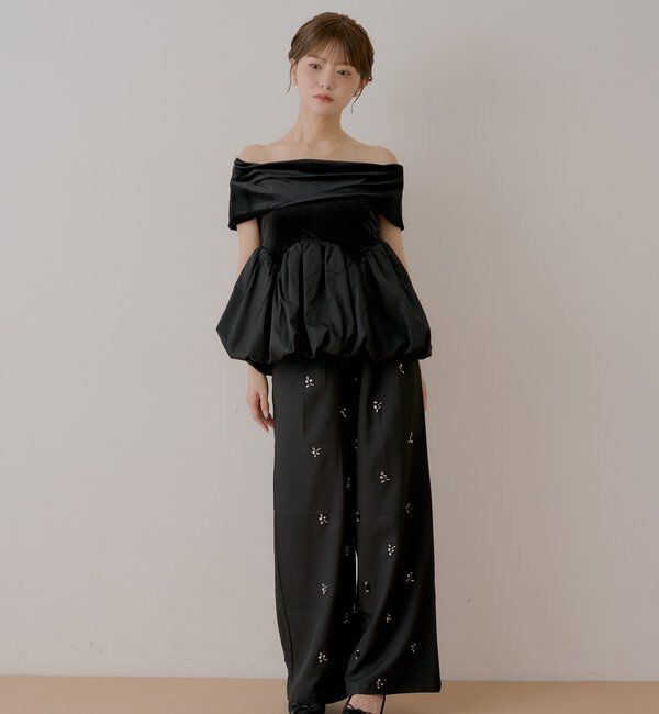  「【SALON  by Chico】前後2オフショルバルーンペプラムベロアトップス」|Tシャツ・カットソー|