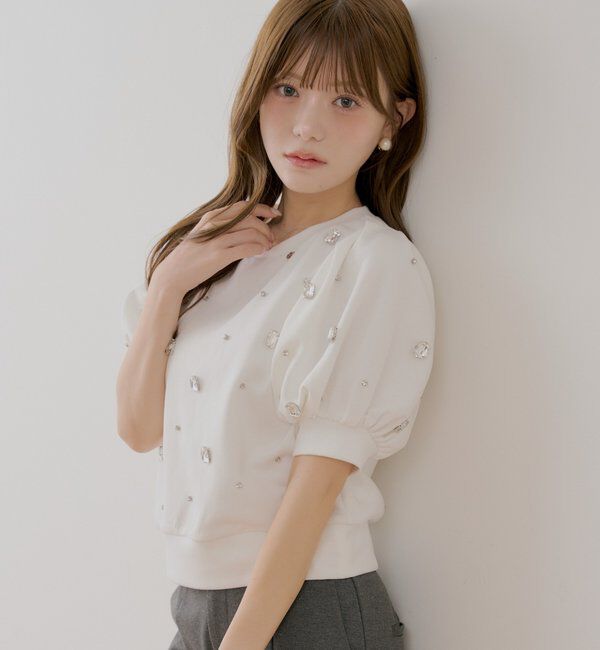  「【SALON  by Chico】パフ袖ランダムビジュースウェット」|Tシャツ・カットソー|ホワイト