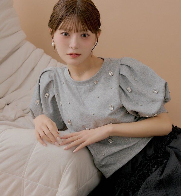  「【SALON  by Chico】パフ袖ランダムビジュースウェット」|Tシャツ・カットソー|