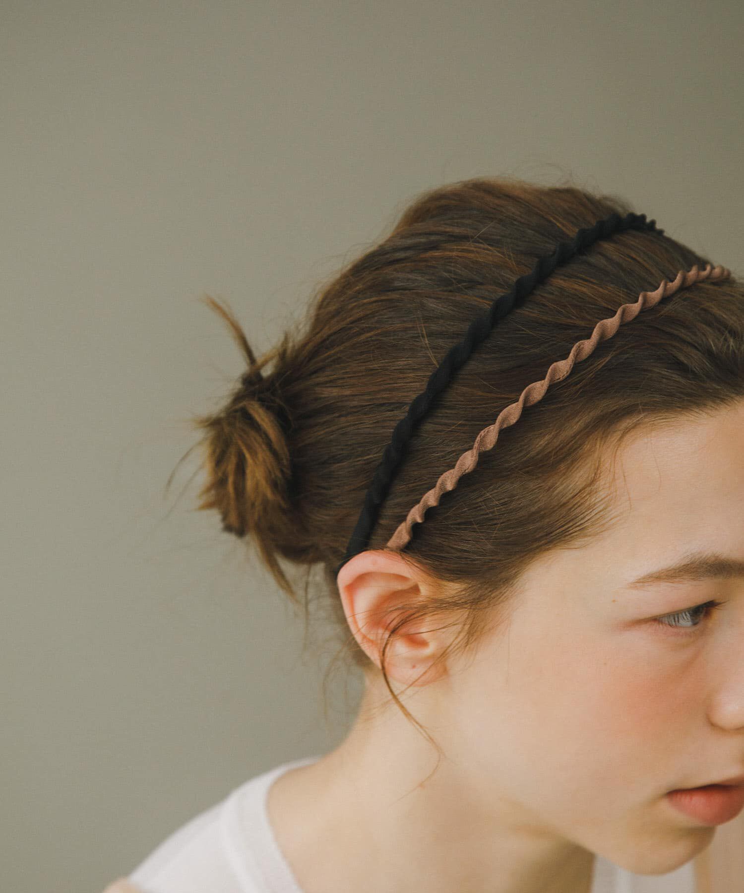 URBAN RESEARCH「decor『デコール』　TWIST HEADBAND」|カチューシャ|ブラック