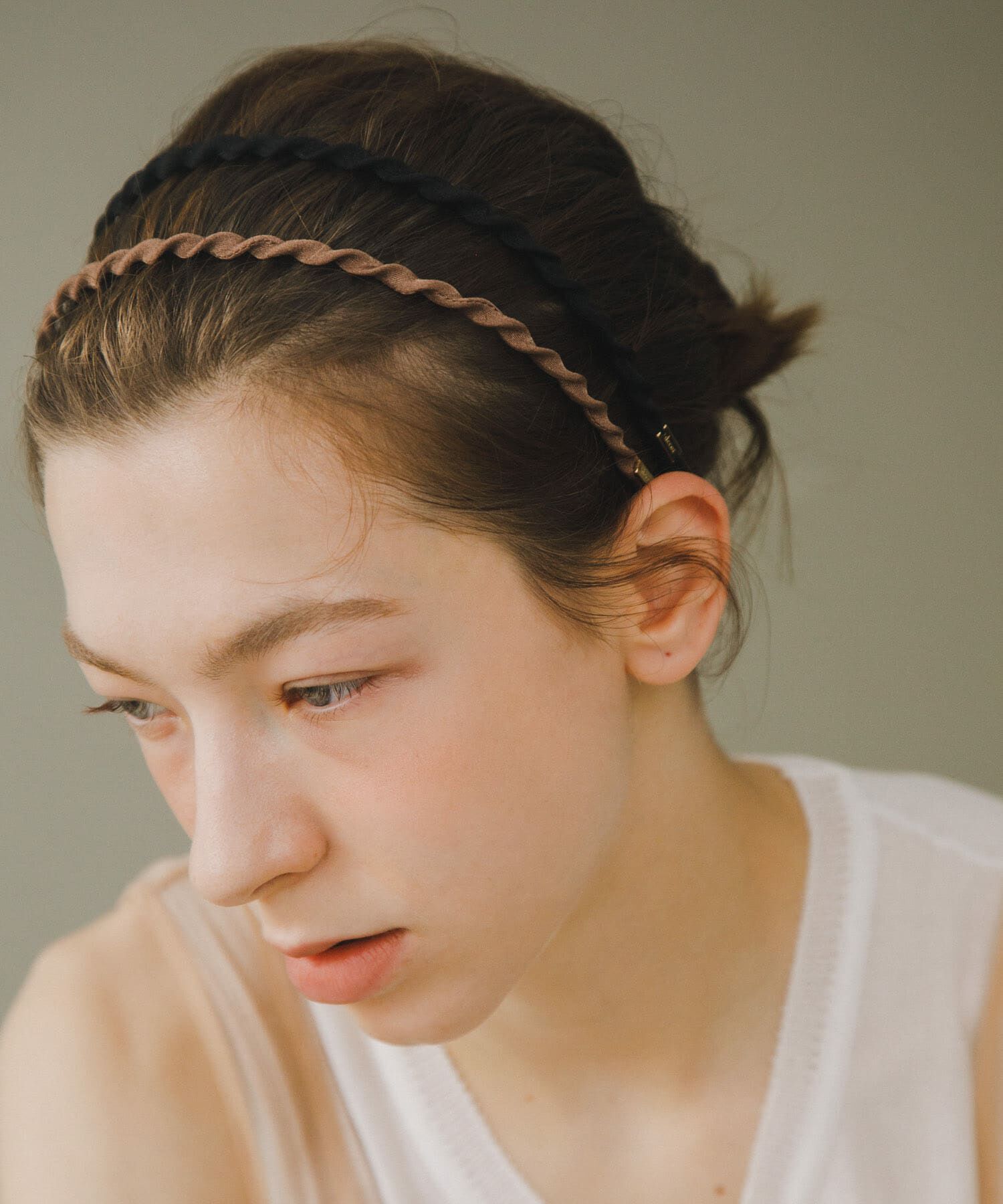 URBAN RESEARCH「decor『デコール』　TWIST HEADBAND」|カチューシャ|