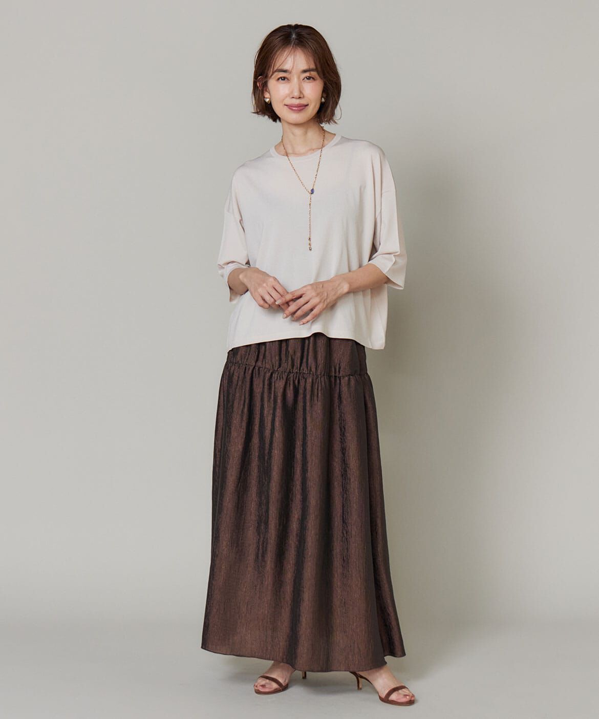 INED「《大きいサイズ》Tシャツ風ニット」|ニット・セーター|