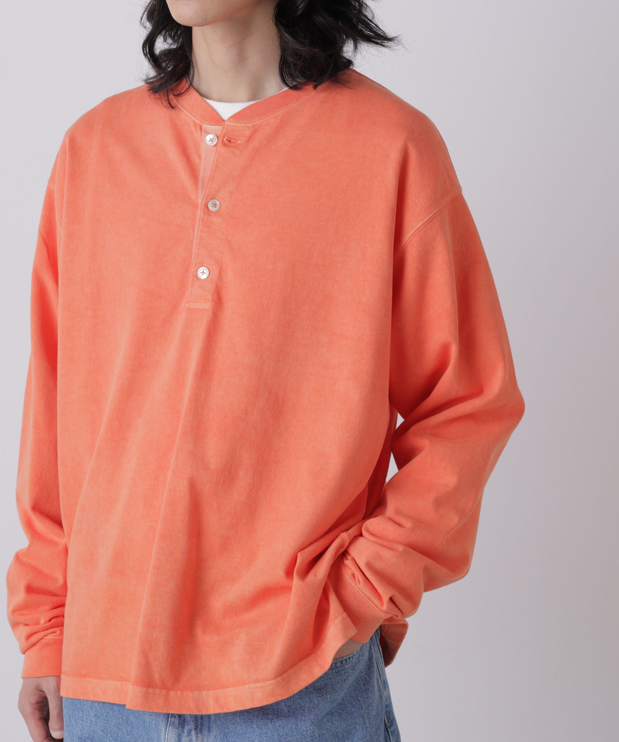 YLEVE 「YLEVE / PIGMENT DYED COTTON HENRY NECK LONG-SLEEVE T」|Tシャツ・カットソー|