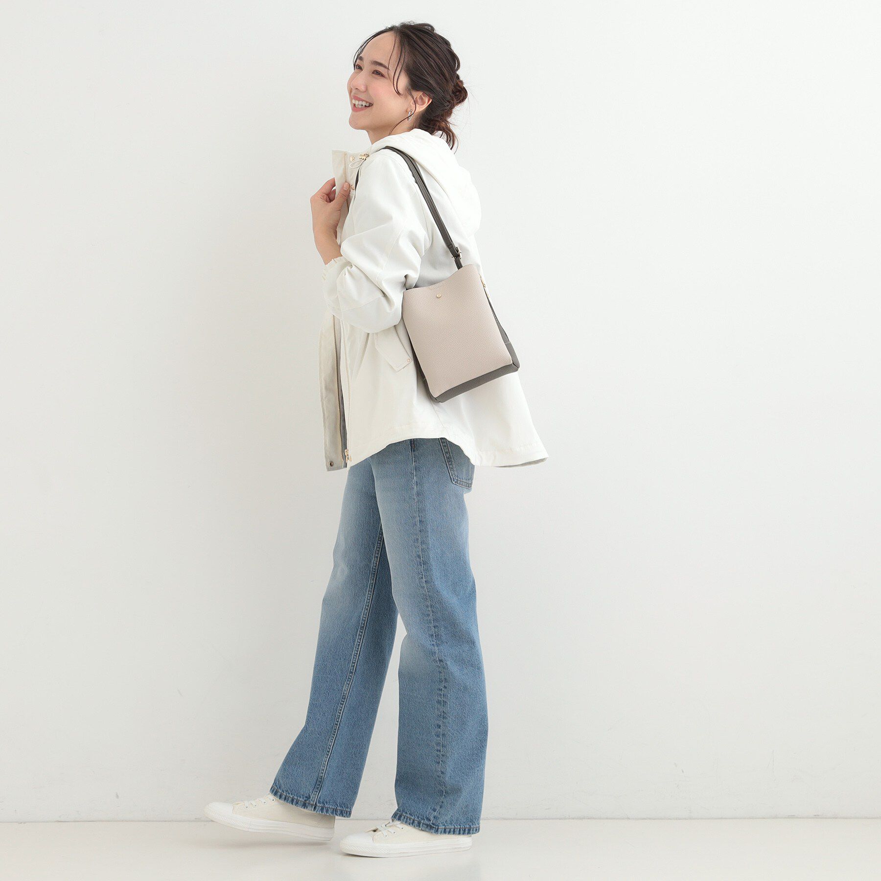 SHOO･LA･RUE「【軽量/高レビュー】見た目よりもたっぷり入る ふわっと軽い3層ショルダー」|ショルダー・メッセンジャー|