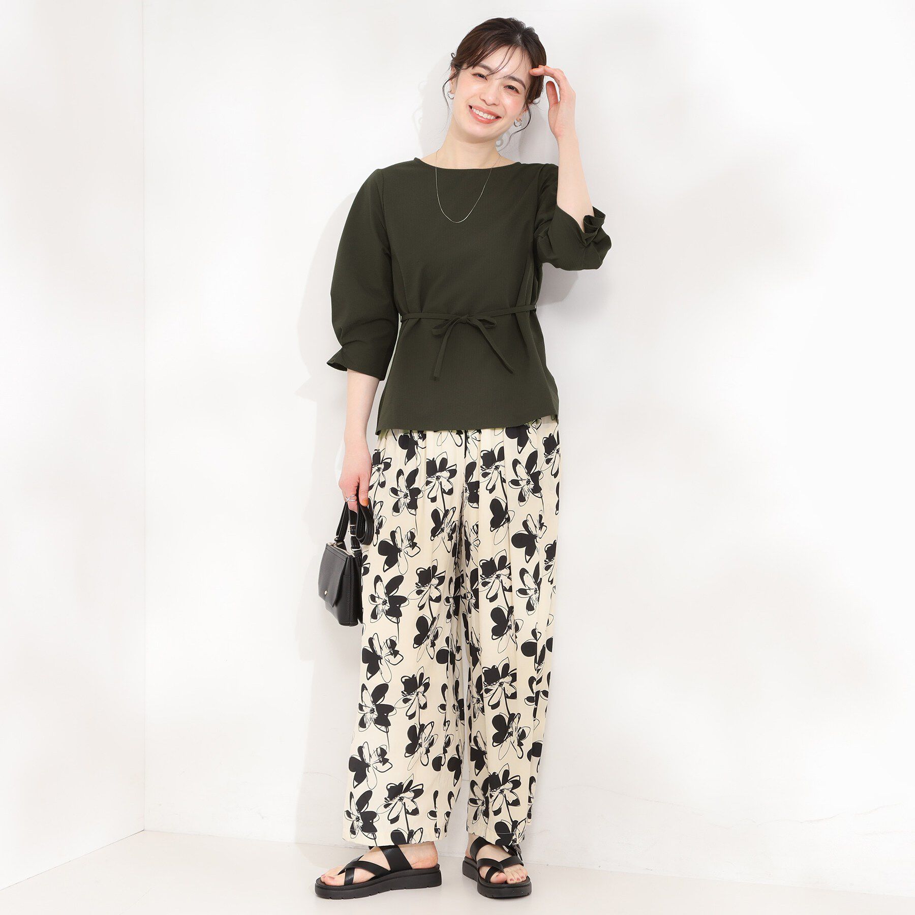 SHOO･LA･RUE「【洗濯機可/UV/3WAY】シルエットが変えられる ウエストリボンブラウス」|シャツ・ブラウス|