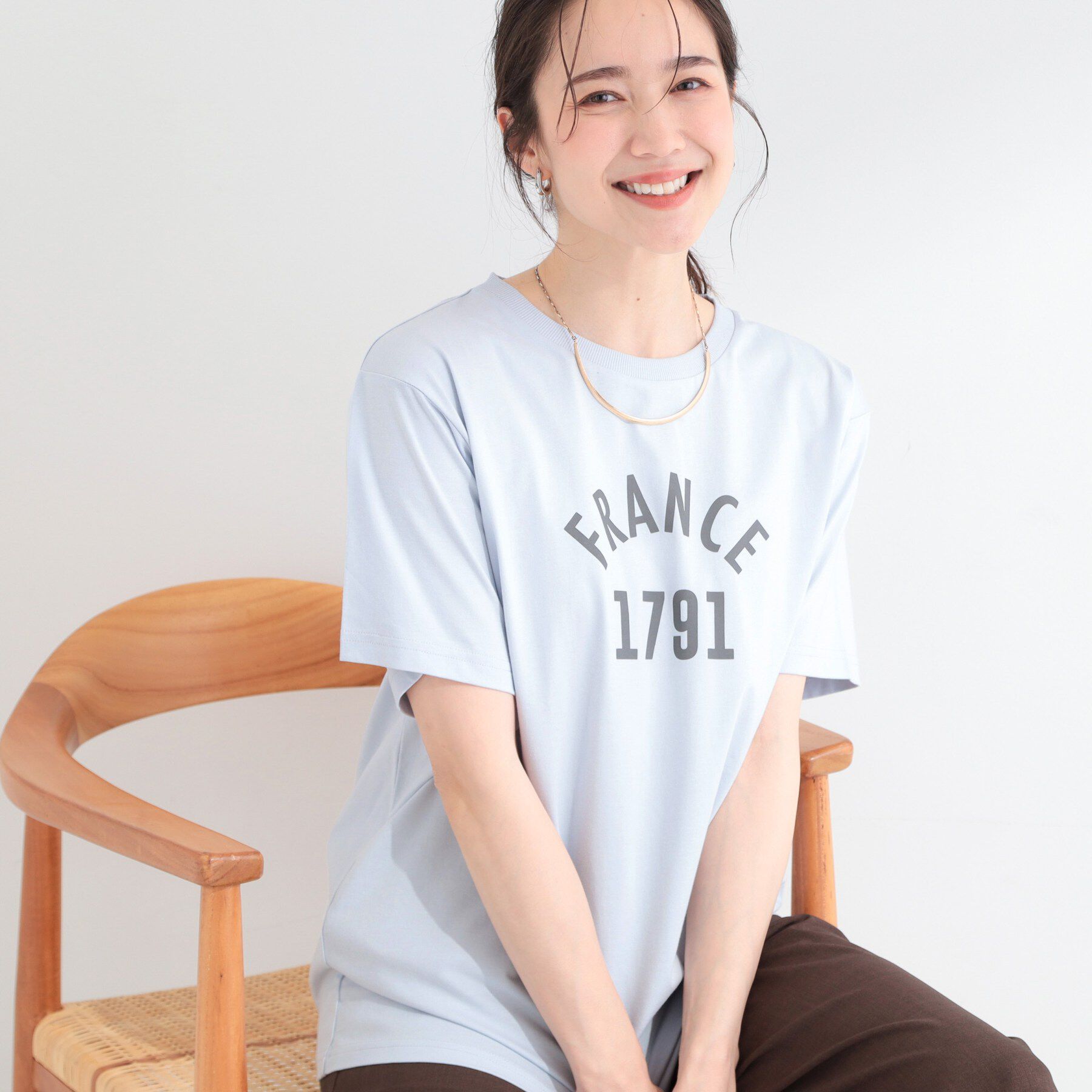 SHOO･LA･RUE「【ひんやり/洗濯機可/S-LL】夏に快適サラサラ感 大人のひんやりプリントTシャツ」|Tシャツ・カットソー|サックスブルー(29