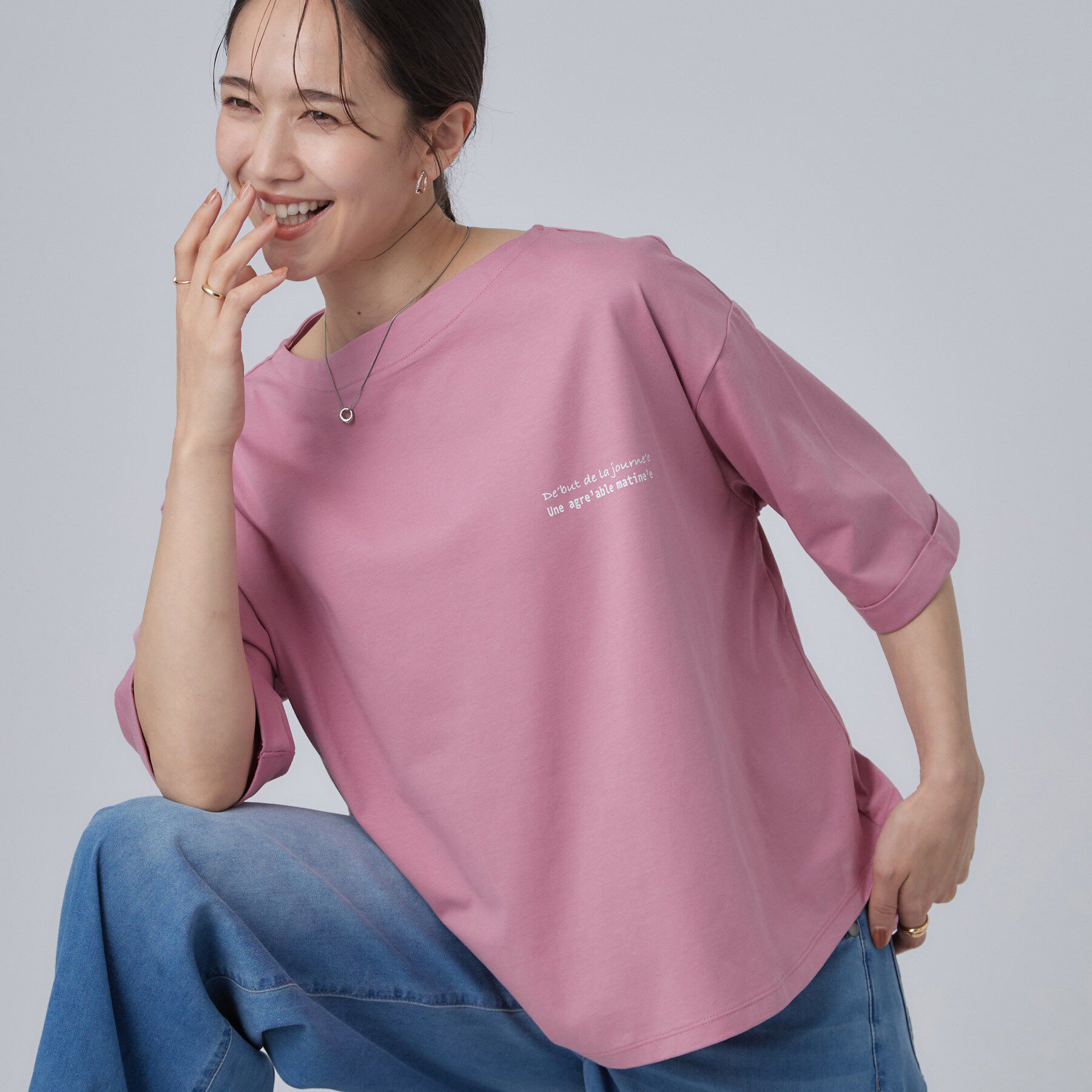 SHOO･LA･RUE「【ひんやり/体型カバー】首元すっきり ゆるバックギャザーTシャツ」|Tシャツ・カットソー|ピンク(072)