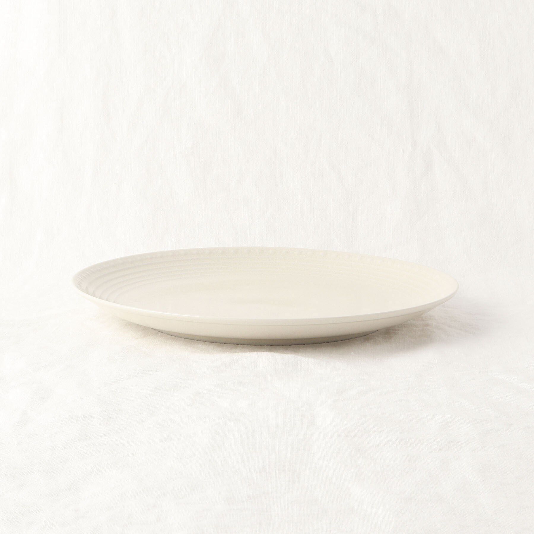 212 KITCHEN STORE「センプレ プレート 27cm クリーム」|食器・キッチングッズ|