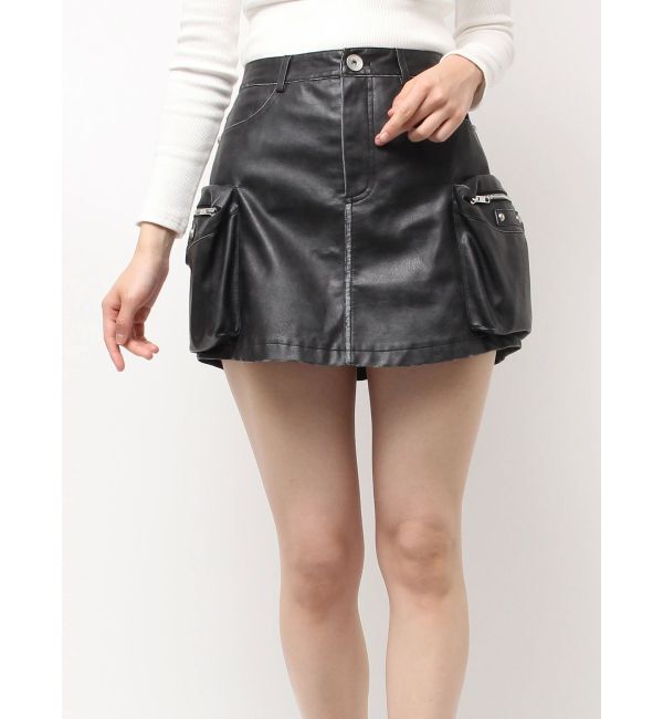 GYDA「URBAN EDGEフェイクレザーユーティリティースカートライクショートパンツ」|スカート|