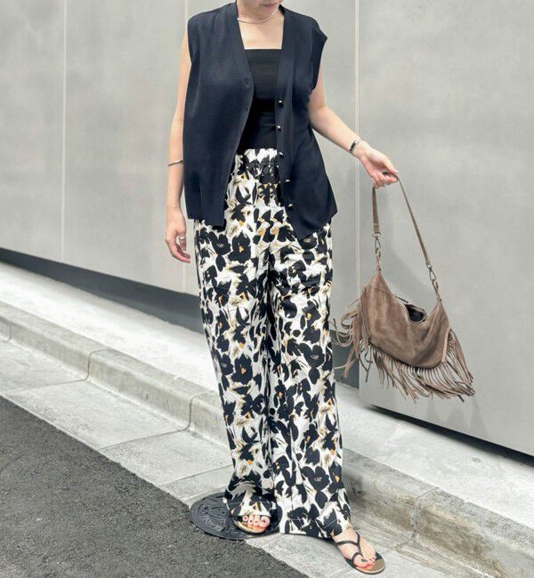 NOLLEY'S「《手洗い可能》【BECシリーズ】シアーミラノリブゆったりVネックベスト」|ニット・セーター|