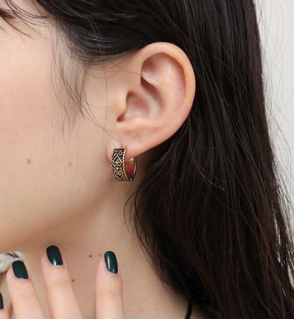 fredy emue「アンティークハート刻印フープピアス」|ピアス|