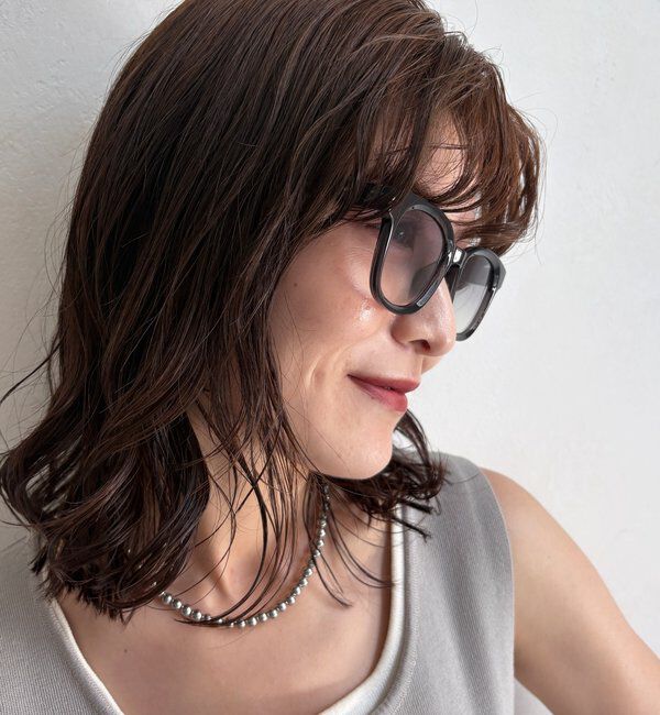  「【OKOCHI企画】調光/スリムオーバルサングラス」|サングラス|チャコールグレー
