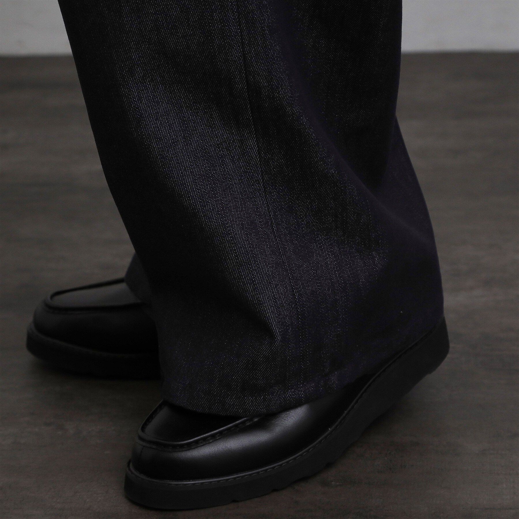 tk.TAKEO KIKUCHI「【色褪せしにくいデニム】Comfy Fadeless Denim Seriesワイドストレートデニム」|デニム|