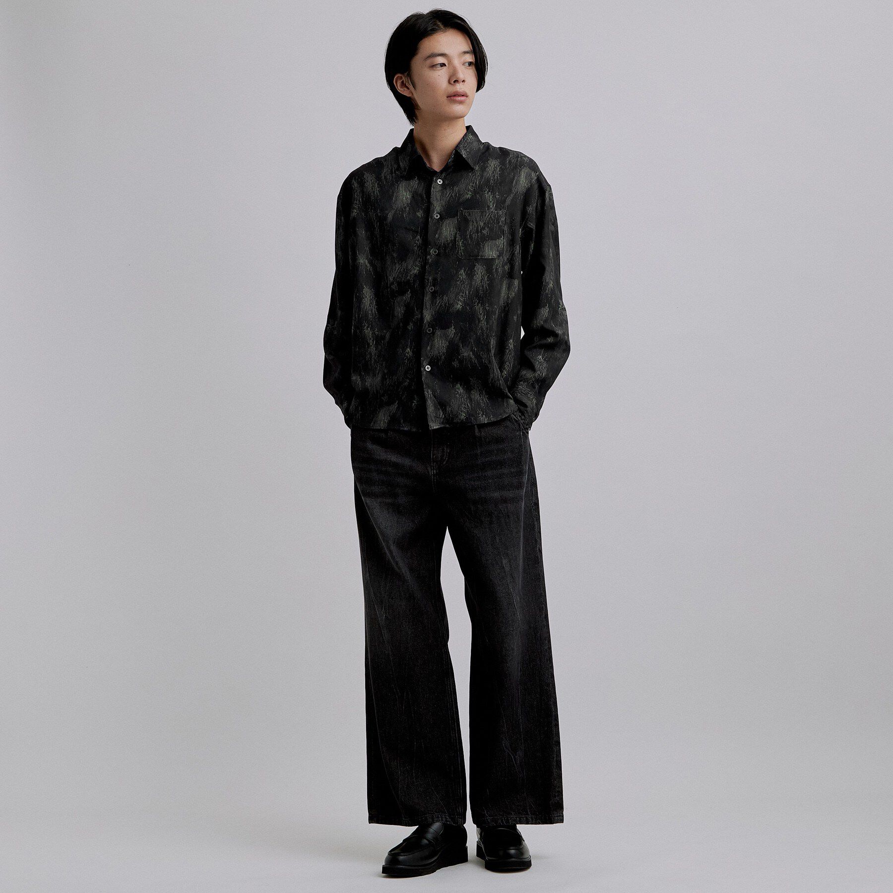 tk.TAKEO KIKUCHI「アブストペイント柄シャツ」|シャツ・ブラウス|