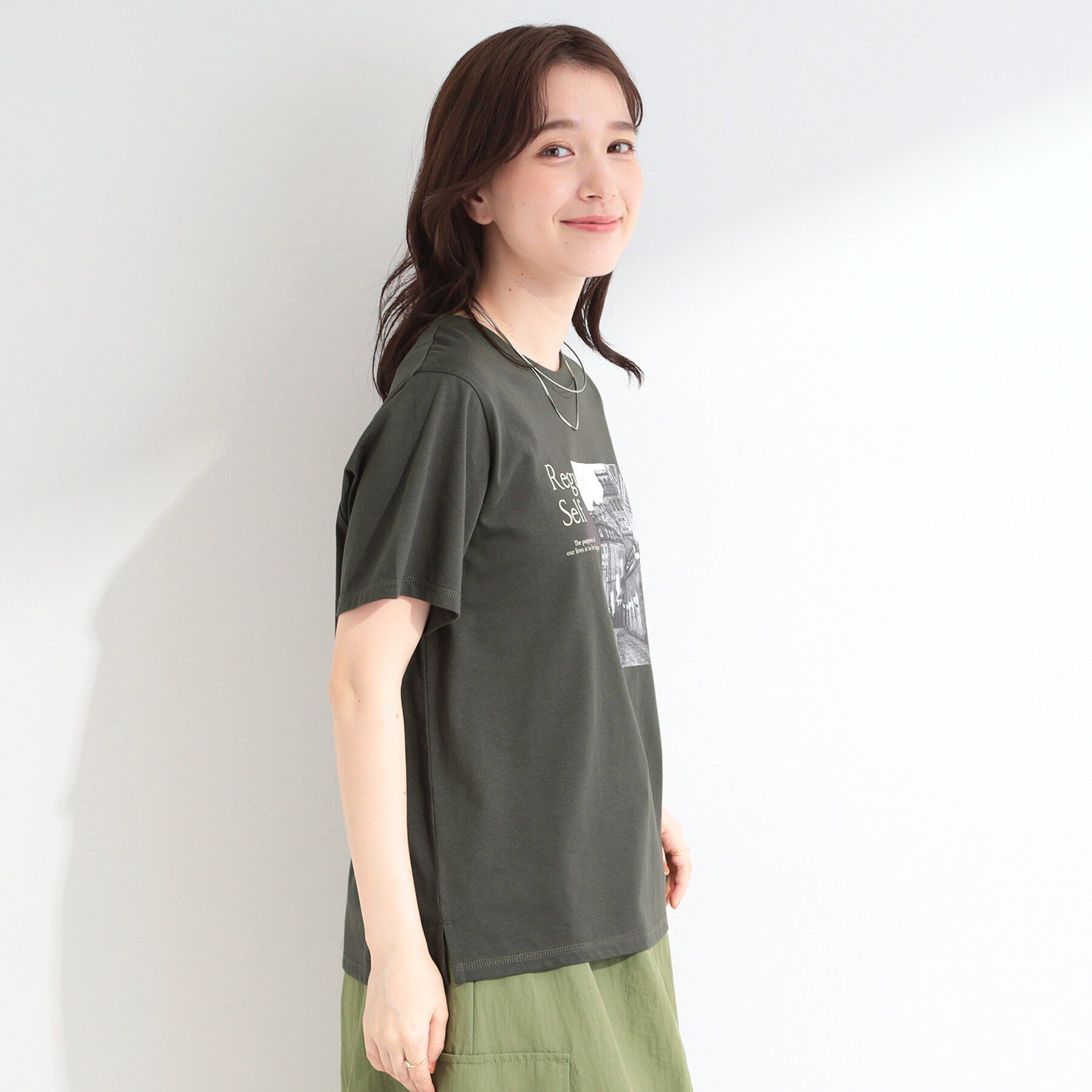 SHOO･LA･RUE「【ひんやり/S-LL/洗濯機可】真夏に着たい 大人のベーシックカラープリントTシャツ」|Tシャツ・カットソー|
