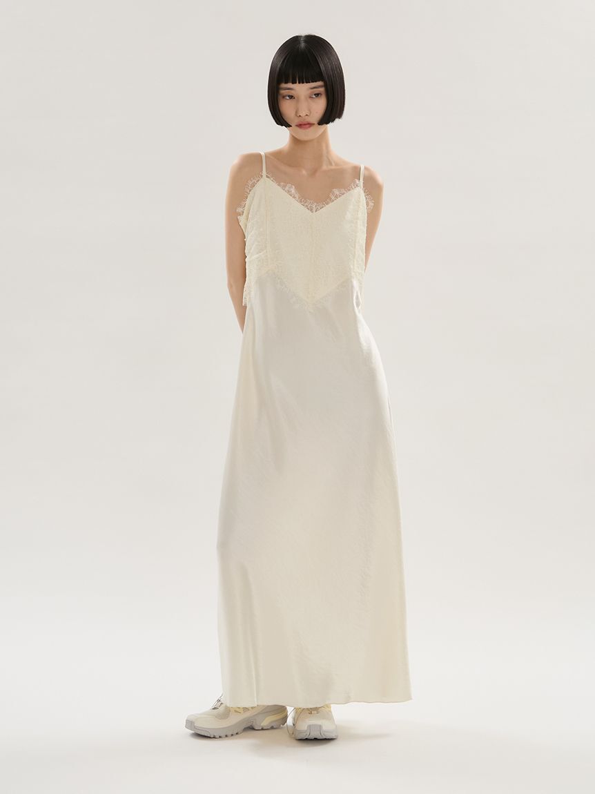 emmi atelier「レーストリムサテンキャミワンピース」|ワンピース|