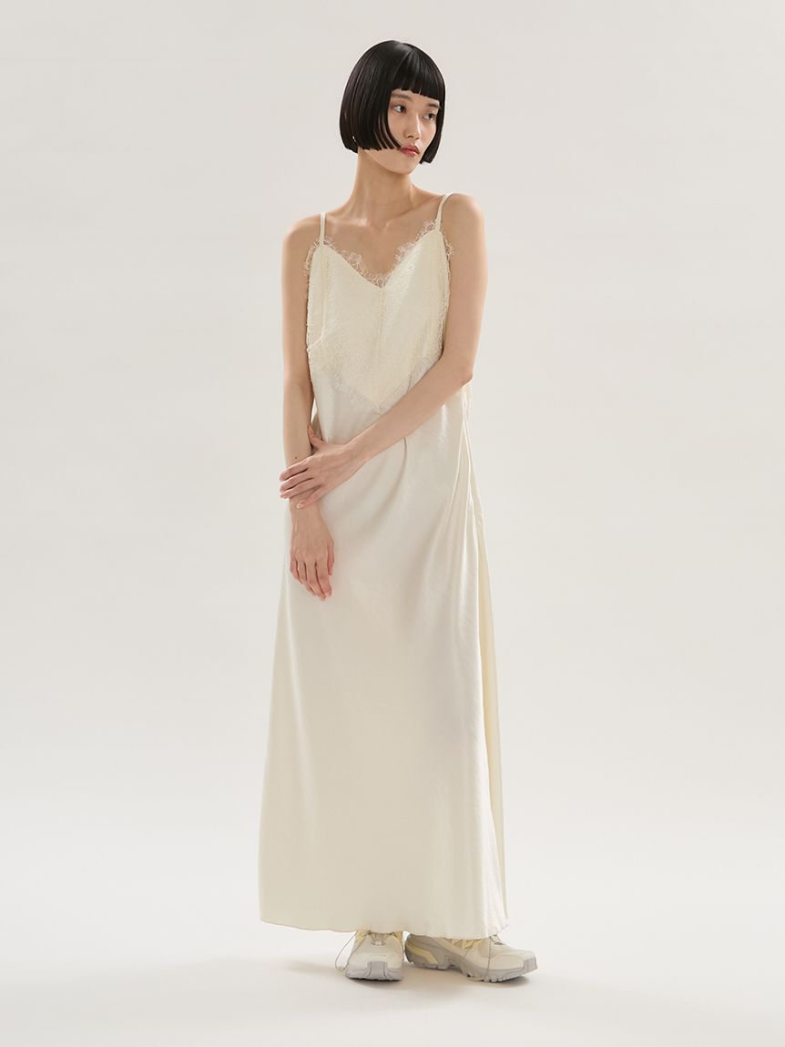 emmi atelier「レーストリムサテンキャミワンピース」|ワンピース|
